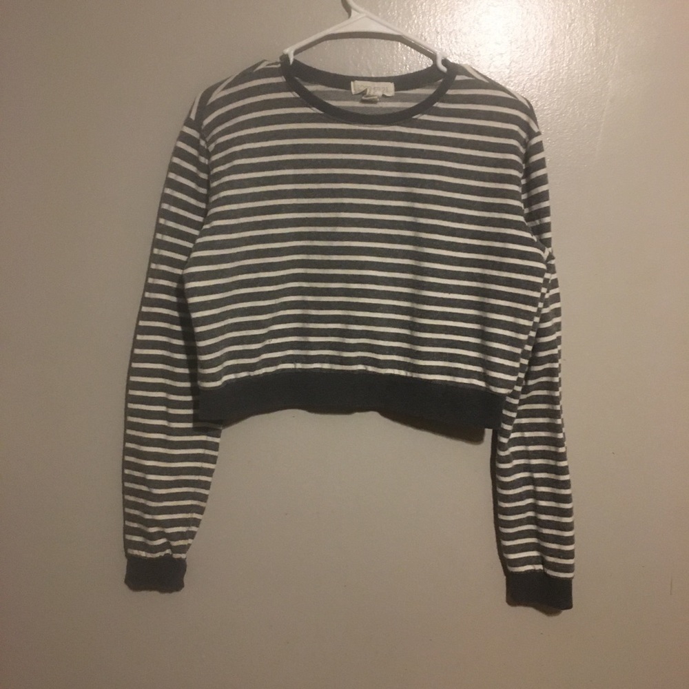 🥳Forever 21 Striped Cropped Sweater